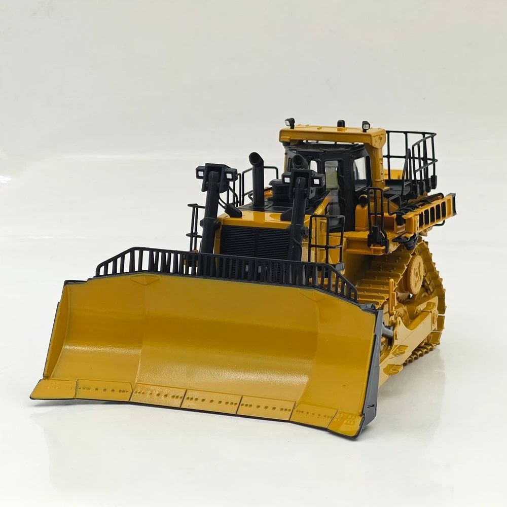 D11T Track-Type Tractor JEL Design Diecast Model 1:50 Diecast Masters 85565