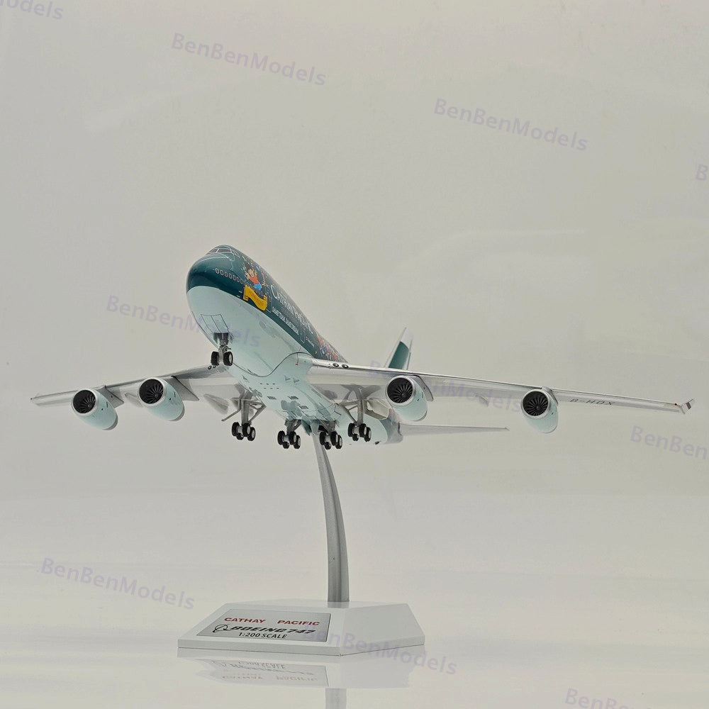 1:200 Cathay Pacific Boeing 747-400 / B-HOX / WB-747-4-064 / Aircraft Model