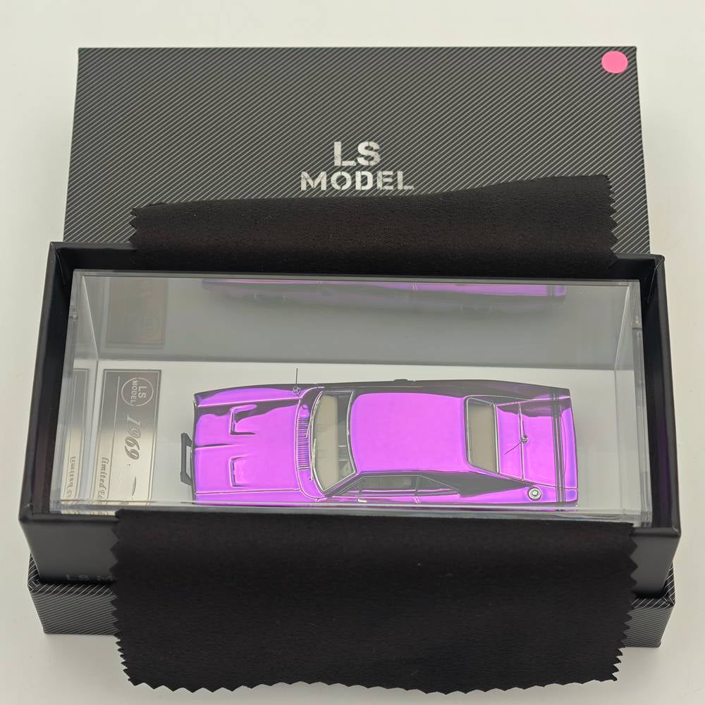 LS Model 1:64 Chargr 1969 Classic Muscle Car Chrome Purple&Chrome Illusion Edition Diecast Model Car Collection