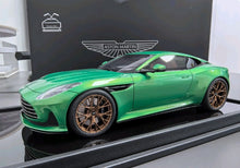 Modèle réduit de voiture en alliage moulé sous pression Aston Martin DB12 à l'échelle 1:18 de XiaoGuang, collection limitée 