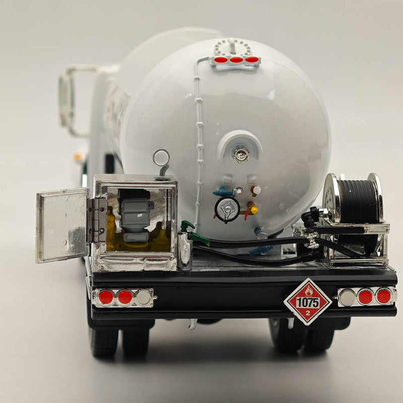 FIRST GEAR 1/34 lnternational DuraStar Propane Truck 10-4270 White DIECAST METAL REPLICA Collection