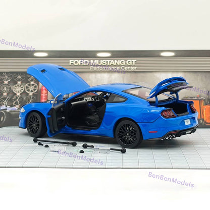 DM 1/18 Scale Model Replicas Ford Mustang GT 2019 Widebodykit Pack RHD Blue