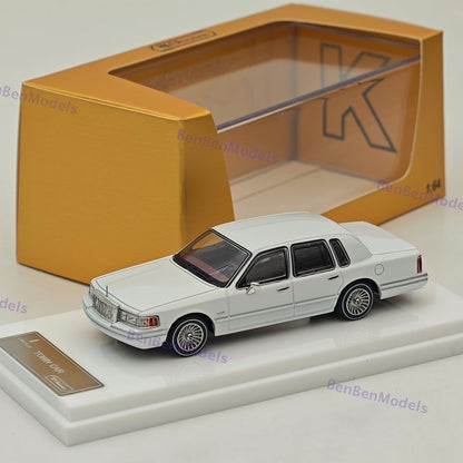 1/64 MK Miniatures Town Car Luxury Sedan Model Diecast Metal Car Limited