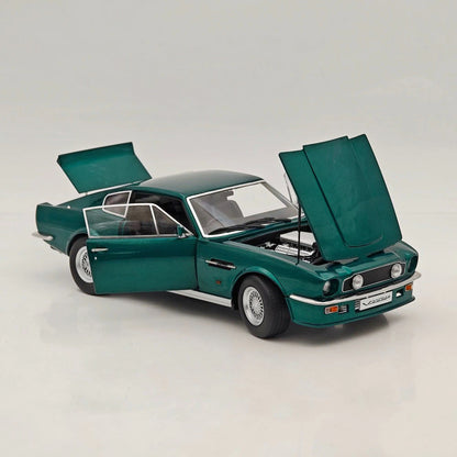 Xiaoguang 1/18 V8 Vantage 007 Movie Edition Metal Diecast Model Car Limited Collection Gifts Display