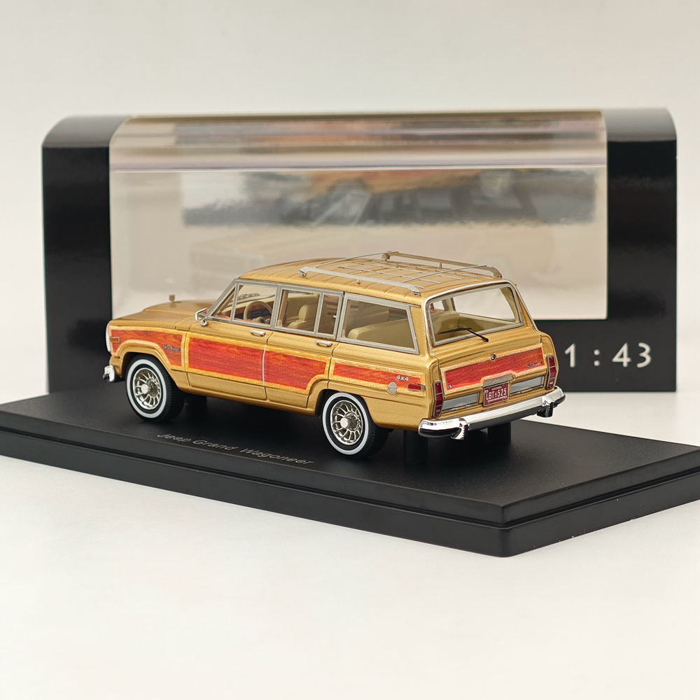 Amazon.co.jp: NEO 1/43 ネオ ジープ Jeep Grand Wagoneer J04