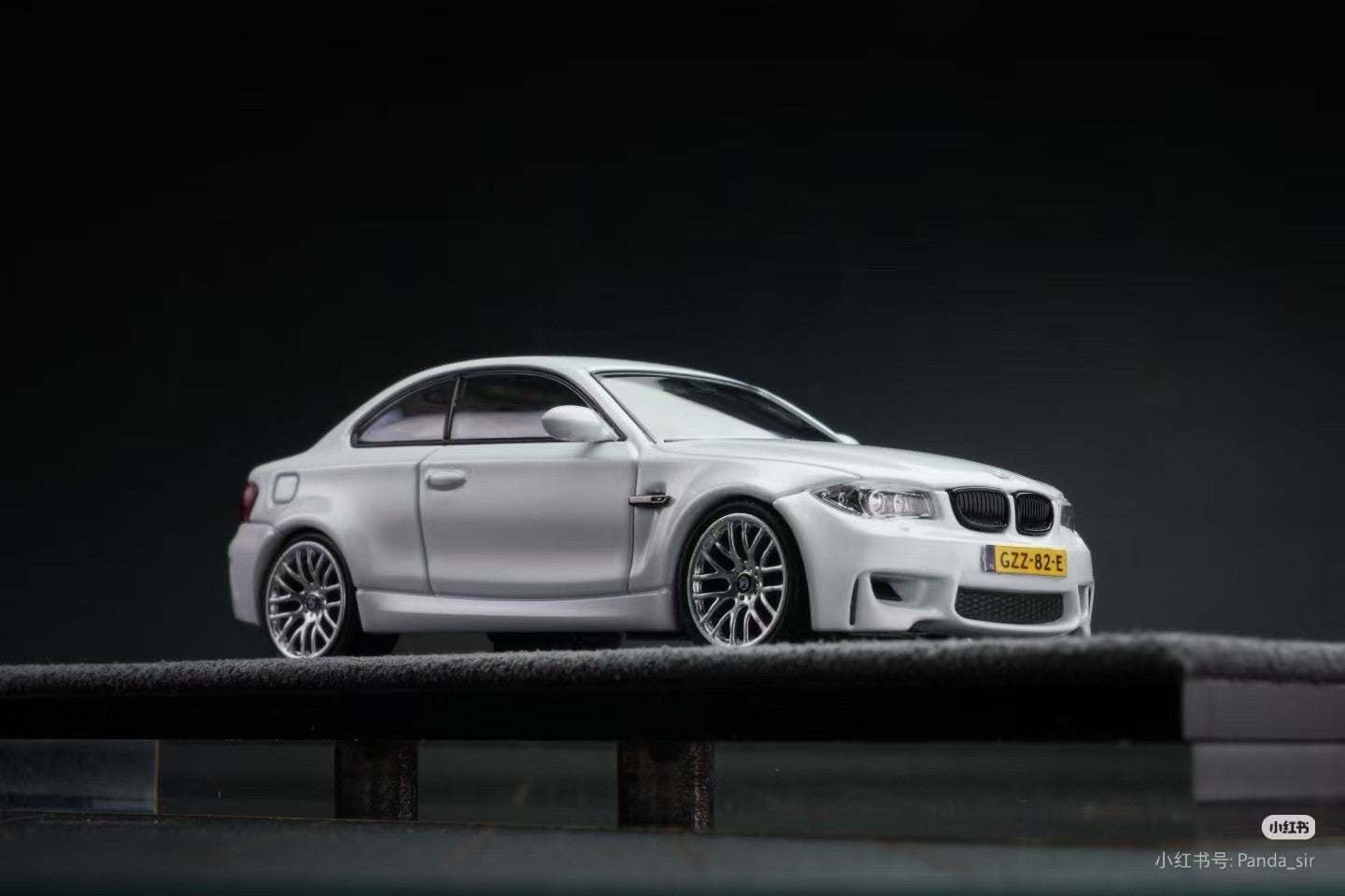 Mortal 1:64 BMW E82 1M Coupe Diecast Car Toy Model Hobby Limited Collection Gift