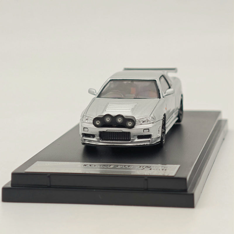 STREET WARRIOR 1/64 Nissan Skyline GTR BNR-34 Z-Tune Silver High REV Series Diecast Models Car Toy Limited 599 Collection