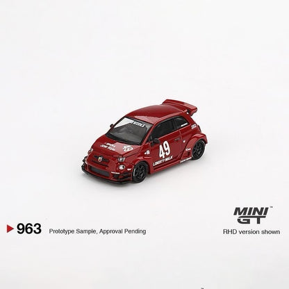 MINI GT 1:64 FIAT Abarth 595 LBWK Miniature de voiture moulée sous pression 963 #49 Cadeaux de collection de course en boîte