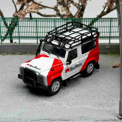 Master 1:64 Land Rover Defender 90 Jouets moulés sous pression Modèles de voitures Miniature Hobby Cadeaux à collectionner avec accessoires