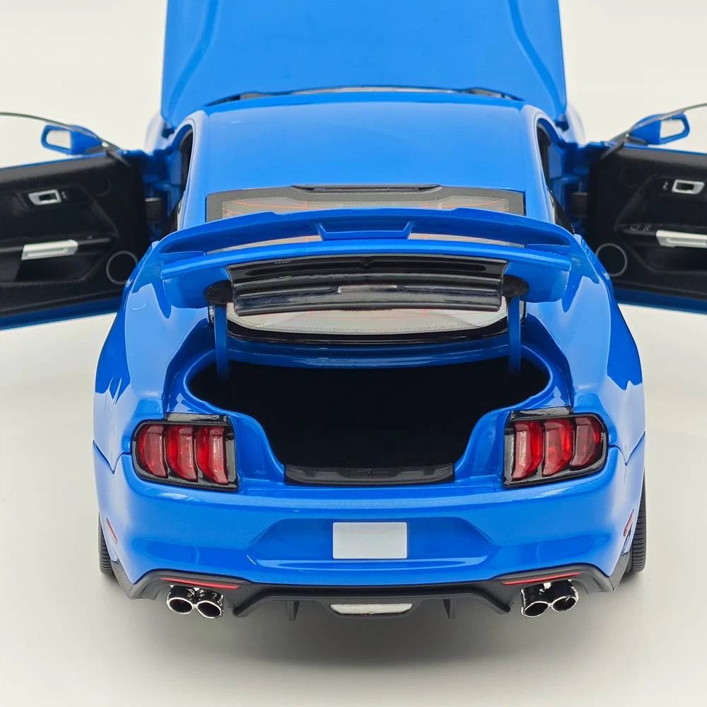 DM 1/18 2019 GT Blue RHD with Widebodykit Pack Diecast Model Car Miniature