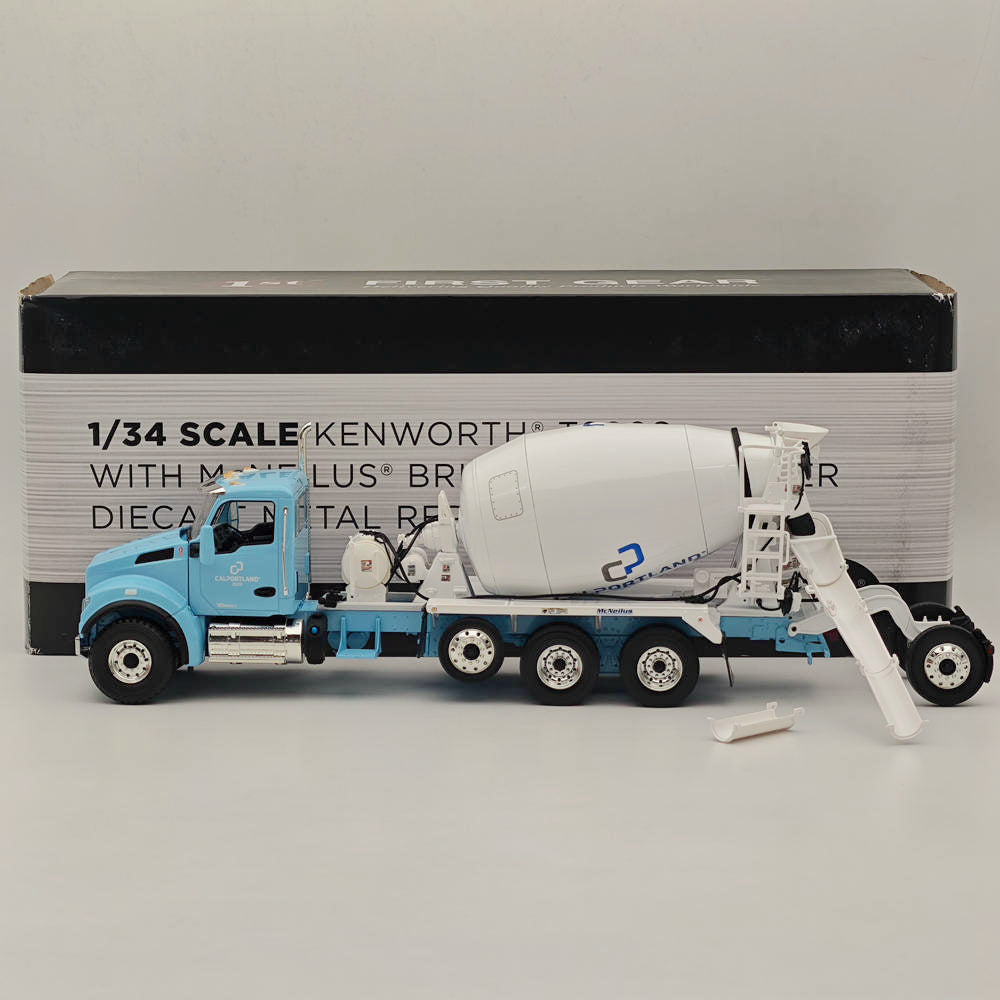 First Gear 1:34 Kenworth T880S with McNeilus Bridgemaster Mixer 10-4231 Diecast