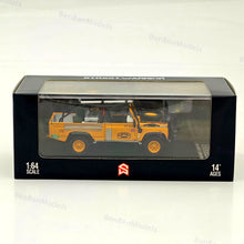 1:64 SW Yellow Camel Defender 90 Pickup Sports Model Diecast Metal Car Limited