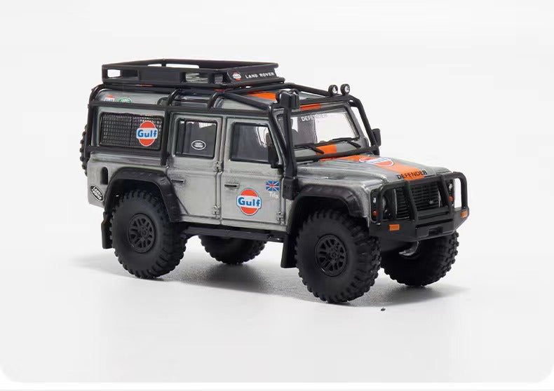 Master 1:64 Land Rover Defender 110 Gulf Big Wheel Jouets moulés sous pression Modèles de voitures Collection limitée Cadeaux 