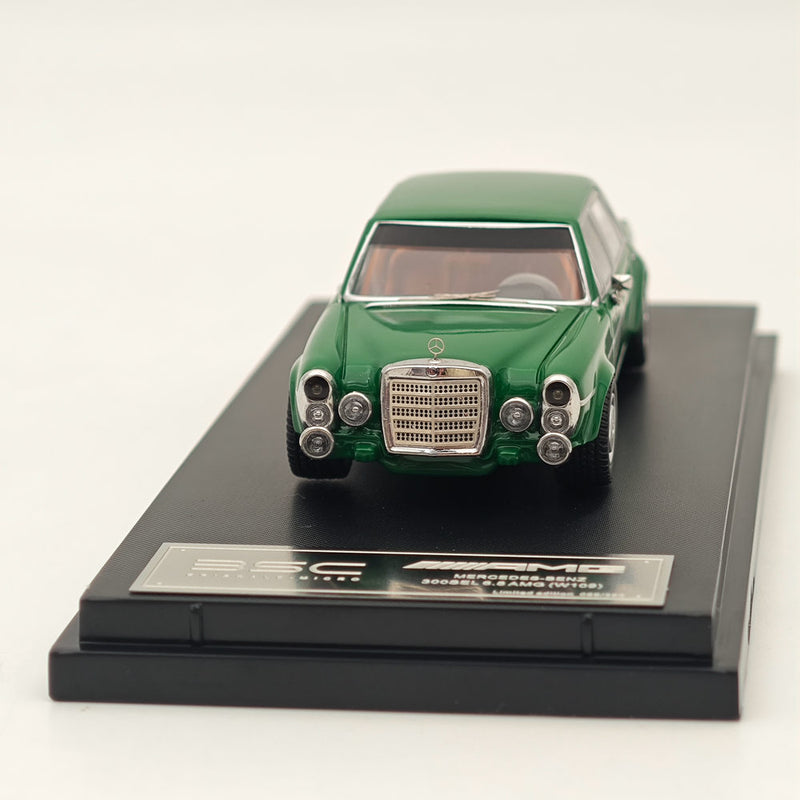 BSC 1:64 Mercedes Benz 300SEL W109 AMG Green Diecast Car Model Toy Collections