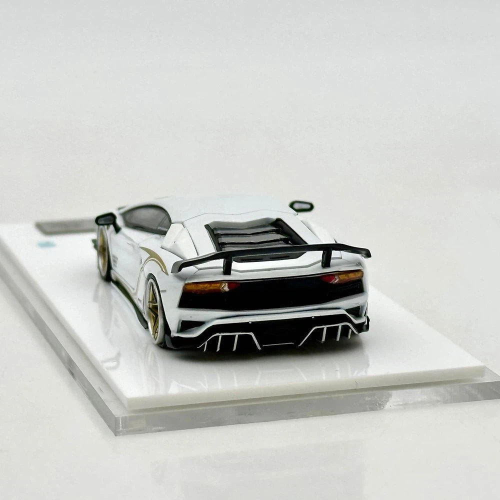 Rotating Wheel 1/64 Aventador S Rowen Supercar White Diecast Alloy Collectible Model Car