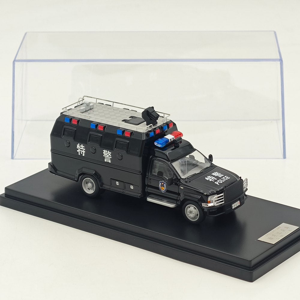 The Art of Model 1:64 F550 Super Duty Anty-Riot Personnel Carrier Black SWAT Livery Diecast Model Car