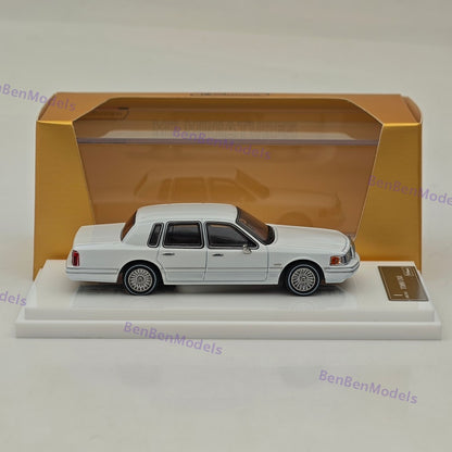 1/64 MK Miniatures Town Car Luxury Sedan Model Diecast Metal Car Limited