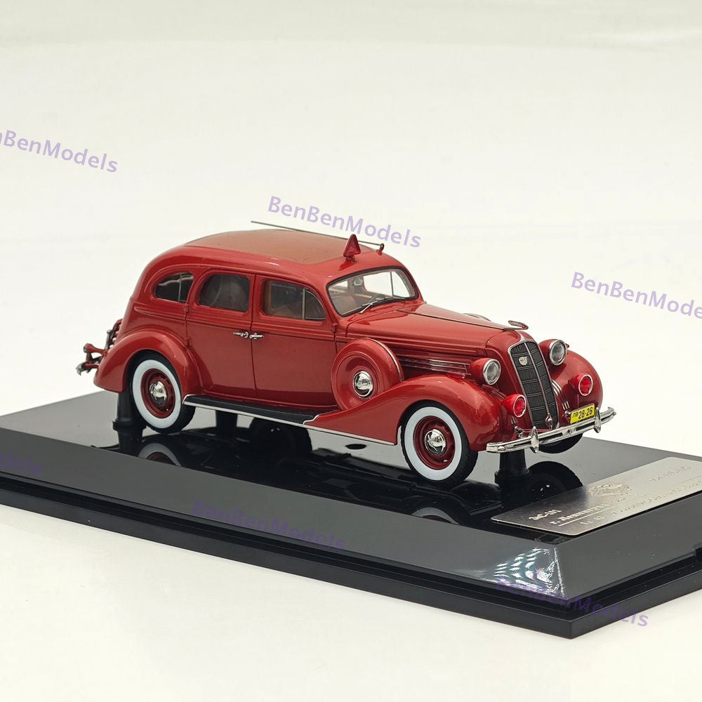 1/43 DiP Models 1951 ZIS-101 110105 Moscow Limousine Limited Edition Very Rare