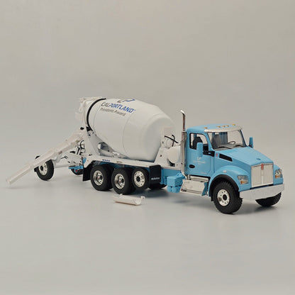 First Gear 1:34 Kenworth T880S with McNeilus Bridgemaster Mixer 10-4231 Diecast