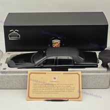 1:18 GM Fleetwood Sedan 1993 Black Diecast Model Car Limited Edition