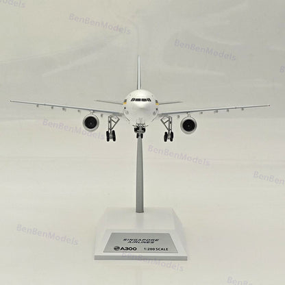 1:200 Singapore Airlines / Airbus A300B4-200 / 9V-STG / JF-A300-0003 / Diecast