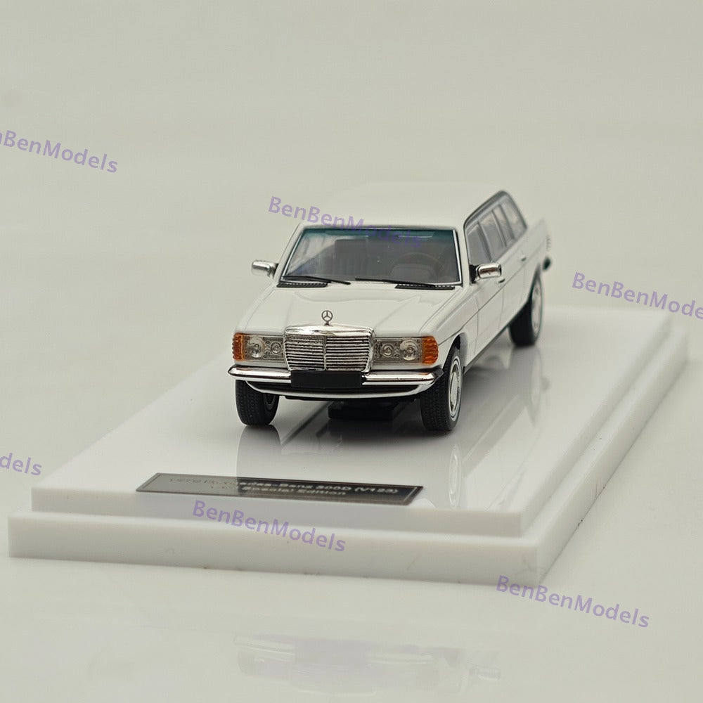 1:64 JIYI & GOC 1976 V123 Extended Limousine Diecast Metal Car