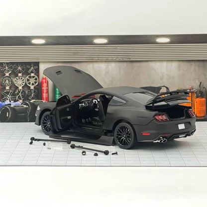 DM 1/18 2019 GT Matte Black LHD with Widebodykit Pack Diecast Model Car Miniature