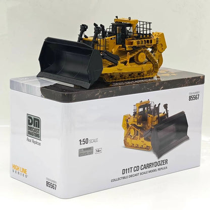 1:50 Diecast Masters 85567 D11T CD Carrydozer w/ Operator Model Diecast Model