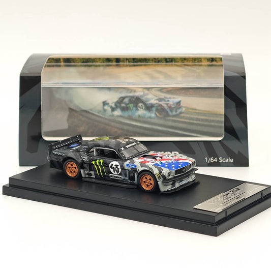 Arme de rue 1:64 Ford Mustang 1965 Ken Block's Hoonicorn RTR V2 #43 Modèle moulé sous pression Collection en édition limitée 