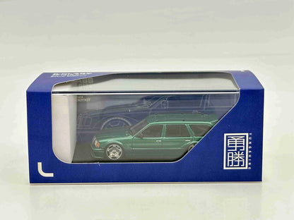 YS 1:64 E-CLASS ESTATE S124 2.5-16 EVO II Style Bodykit Diecast Toys Metal Car Model Miniature Collection Gifts