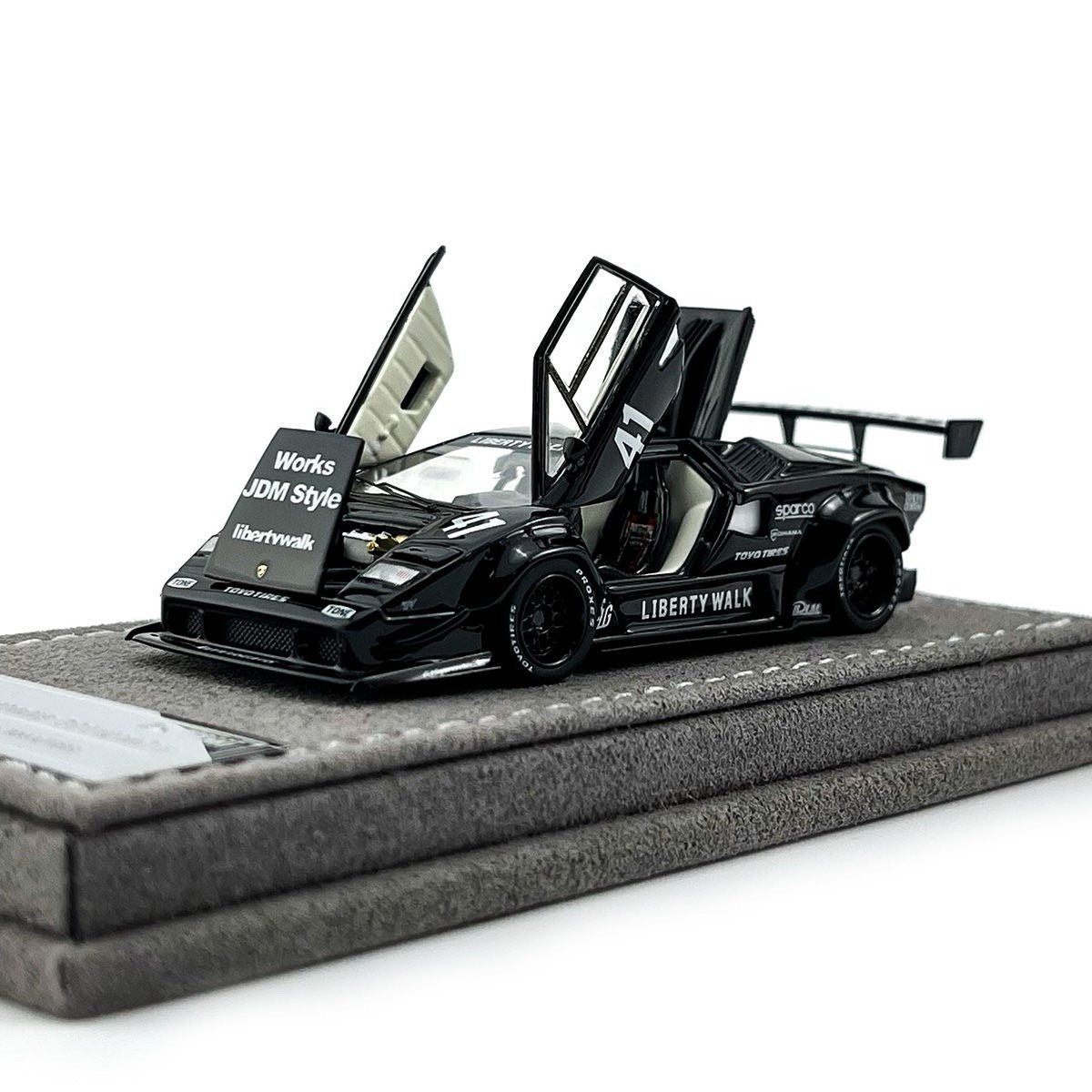 Topart 1:64 LBWK Lamborghini Countach #41 Diecast Alloy Collectible Model Car