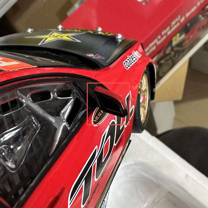 Classic 1:18 James Courtney's 2012 Holden VE Series II Commodore #22 18501 Diecast Collectible Model Used