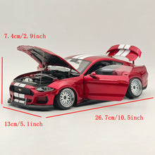 Répliques de modèles à l'échelle 1/18 DM Ford Mustang GT 2019 Widebodykit Pack Red RHD Diecast Car Miniature Hobby