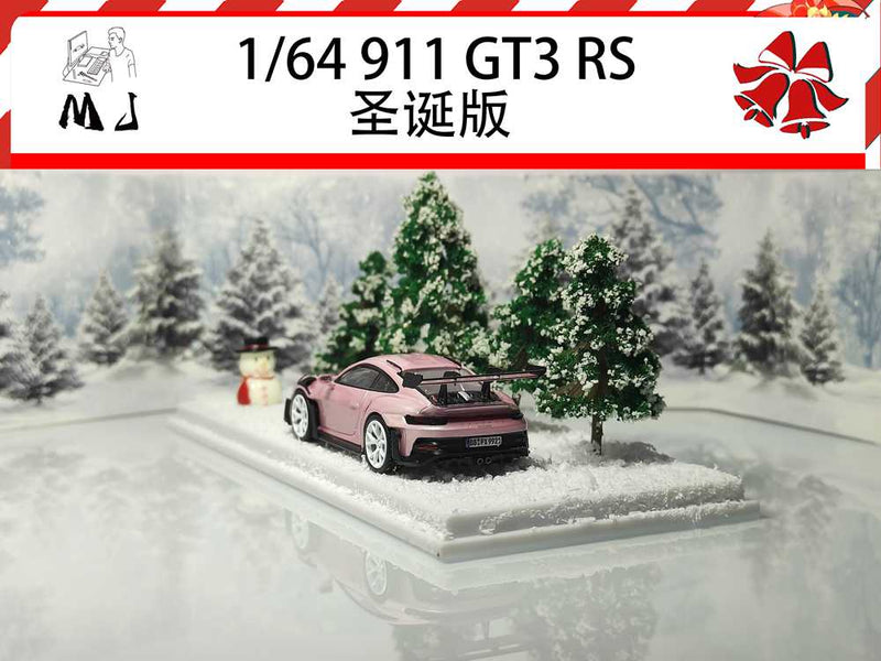 MJ 1:64 Porsche 911 992 GT3 RS Christmas Scene Diecast Toys Car Models Miniature Hobby Collection Gifts