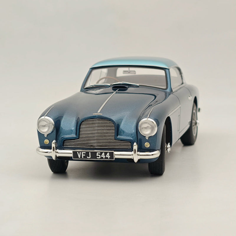 1:18 CULT Aston Martin DB 2-4 MKII FHC blue metallic 1955 CML096-1 Resin Model