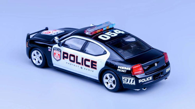 Pre-sale Rollin 1:64 Dodge Charger Police 2005 New York International Automobile Show Diecast Toys Car Models Miniature Hobby Collectible Gifts