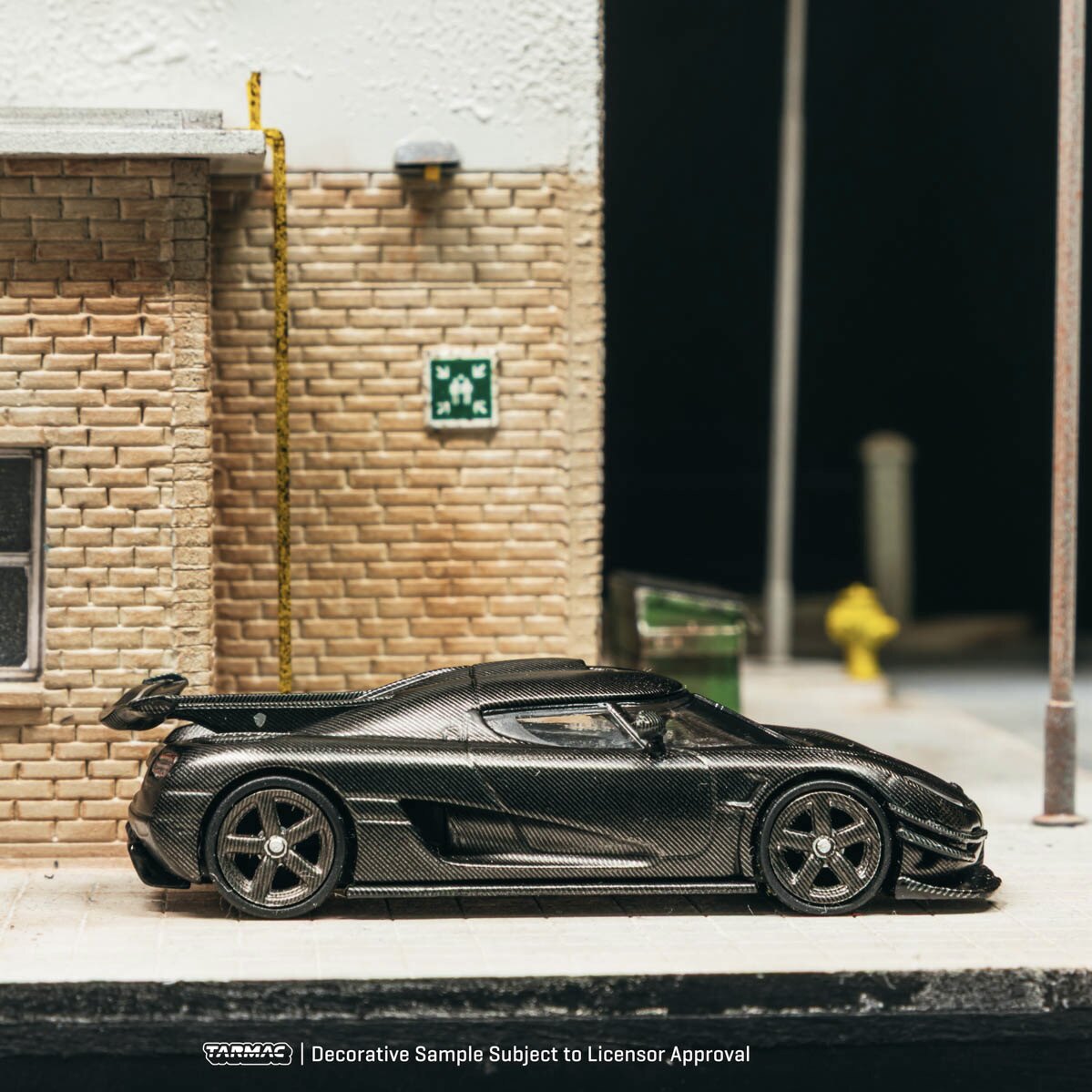 TW 1:64 Coniseger One 1 KNC Full Carbon Black Coniseger Alloy Car Model