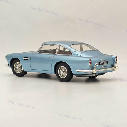 CULT 1:18 Aston Martin DB4 Blue Metallic Resin Model Car Collection CML062-1