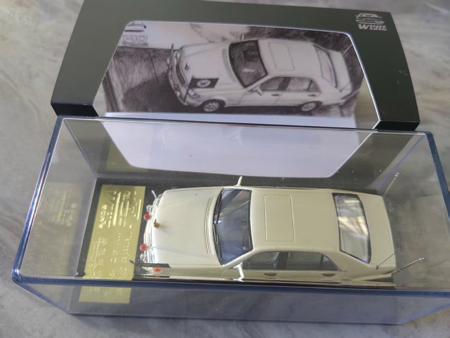 Rare W140 Thai Royal 1:43 Resin Car Model - Garuda Emblem Collectible
