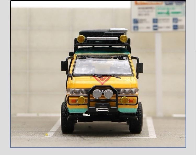 Autobots Models 1:64 Mitsubishi Delica 4X4 Star Wagon Van Diecast Toys Car Miniature Vehicle Hobby Collectible Gifts