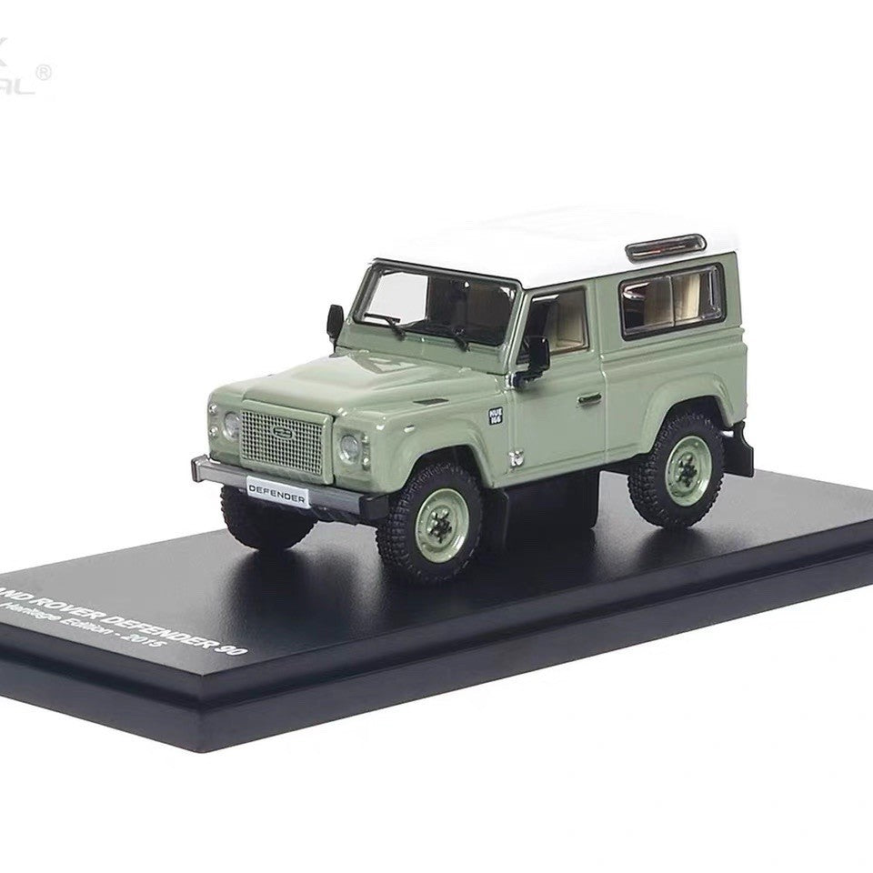AR Box 1/64 Defender 90 Heritage 2015 Green Diecast Collectible Gift