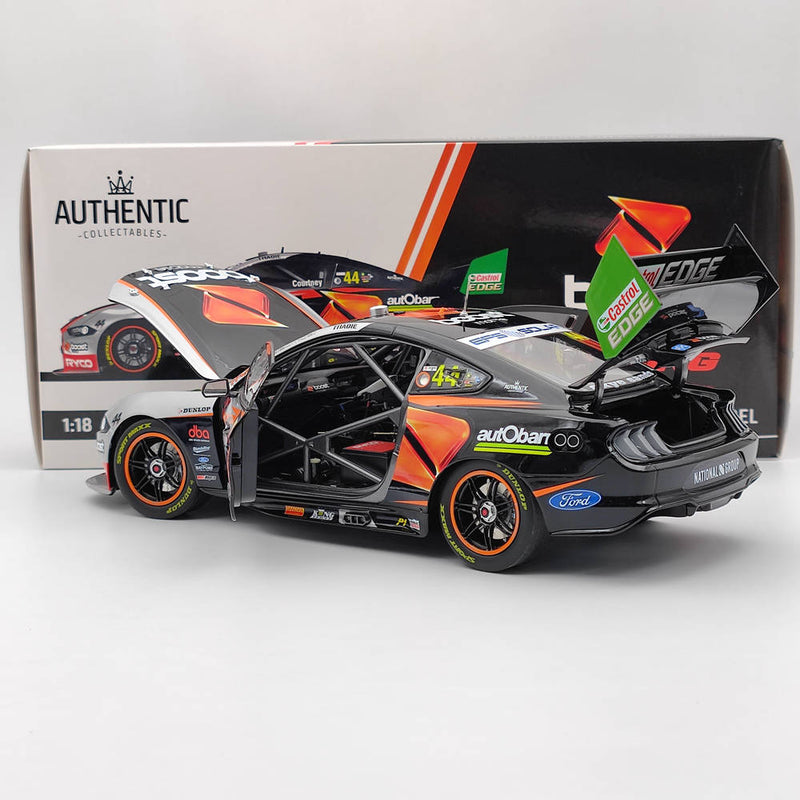1/18 Authentic Boost Mobile Racing