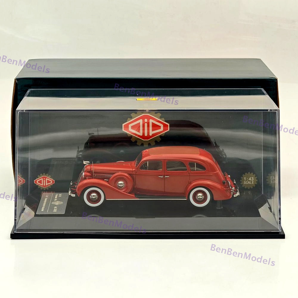 DiP Models 1/43 1940 ZIS-101 110103 Moscow Limousine Red Resin