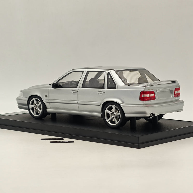 RAM Collectibles 1:18 VOLVO S70R 1998 RM-0012 Resin Model Car Limited Silver