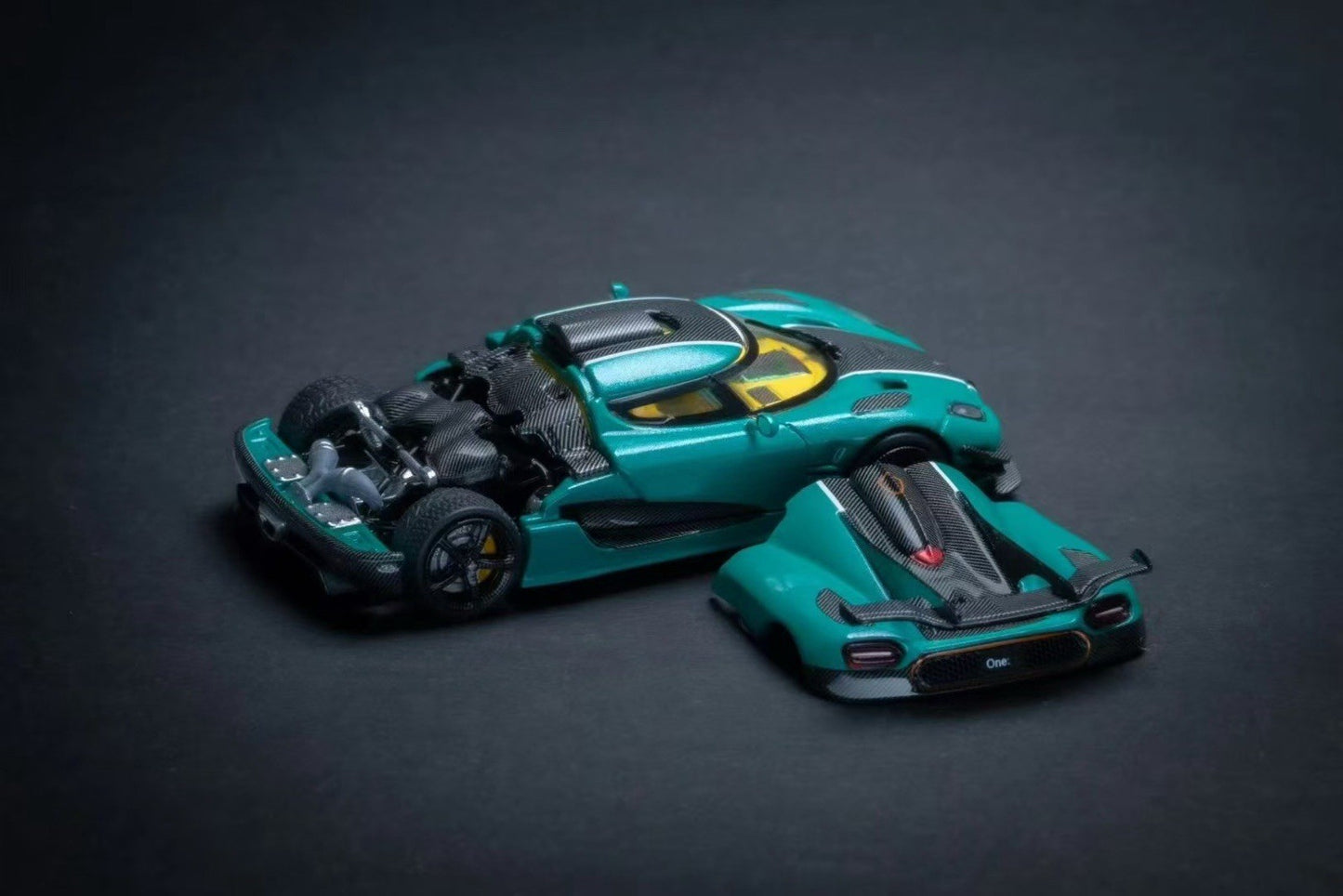 MJ 1/64 Koenigsegg One:1 Metal Green Alloy Car Model - Rear Hood Opens