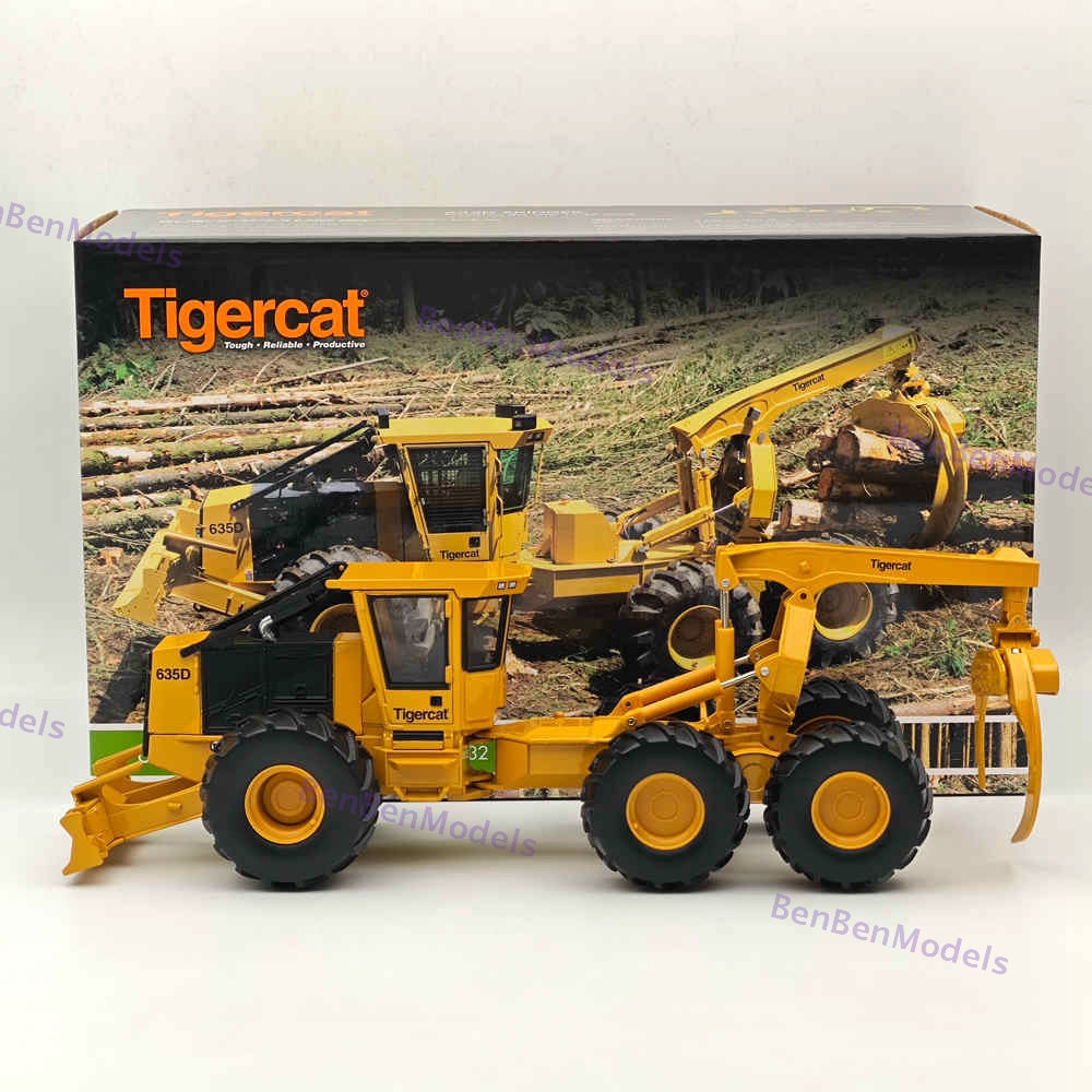 1/32 Tigercat 635D Skidder MIB Diecast Model Collection Forestry Machinery
