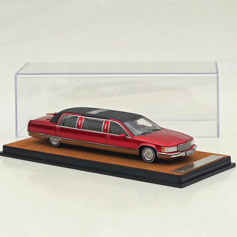 XiaoGuang 1:64 Fleetwood Limousine Red Diecast Collectible Model Car