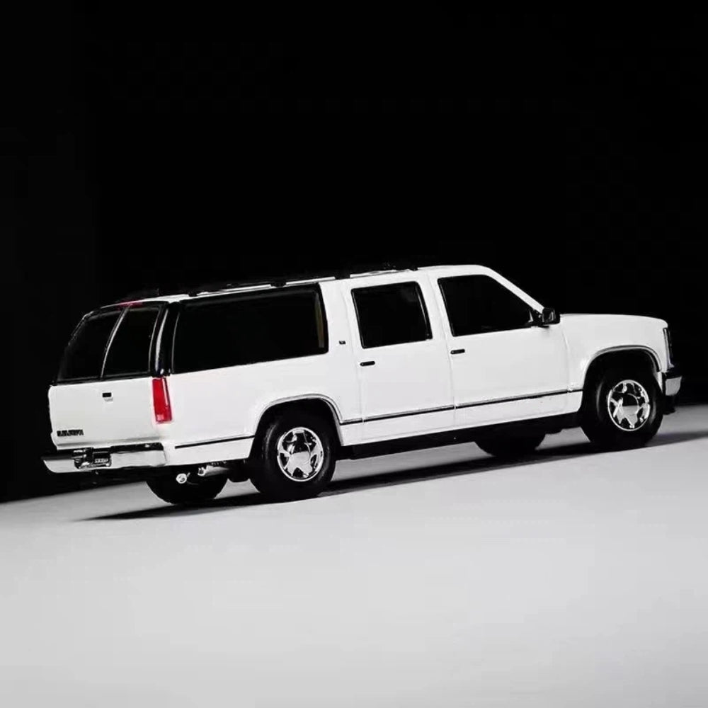 Bliss 1:64 Suburban GMT400 SUV White/Black Sport Model Diecast Model Car