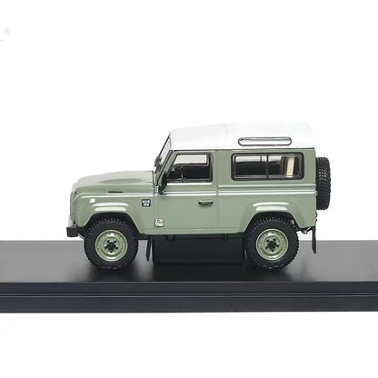 AR Box 1/64 Defender 90 Heritage 2015 Green Diecast Collectible Gift