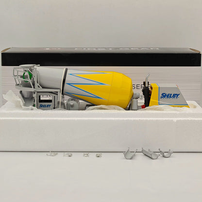 First Gear 1/34 Oshkosh Front Discharge Mixer Yellow 19-4245 Diecast Metal Replica Collection